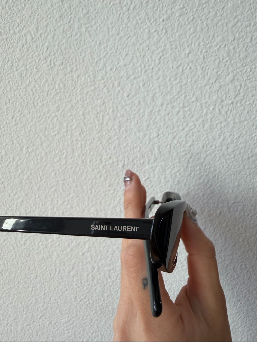 YSL 557 in BLACK - Picture 2 of 3